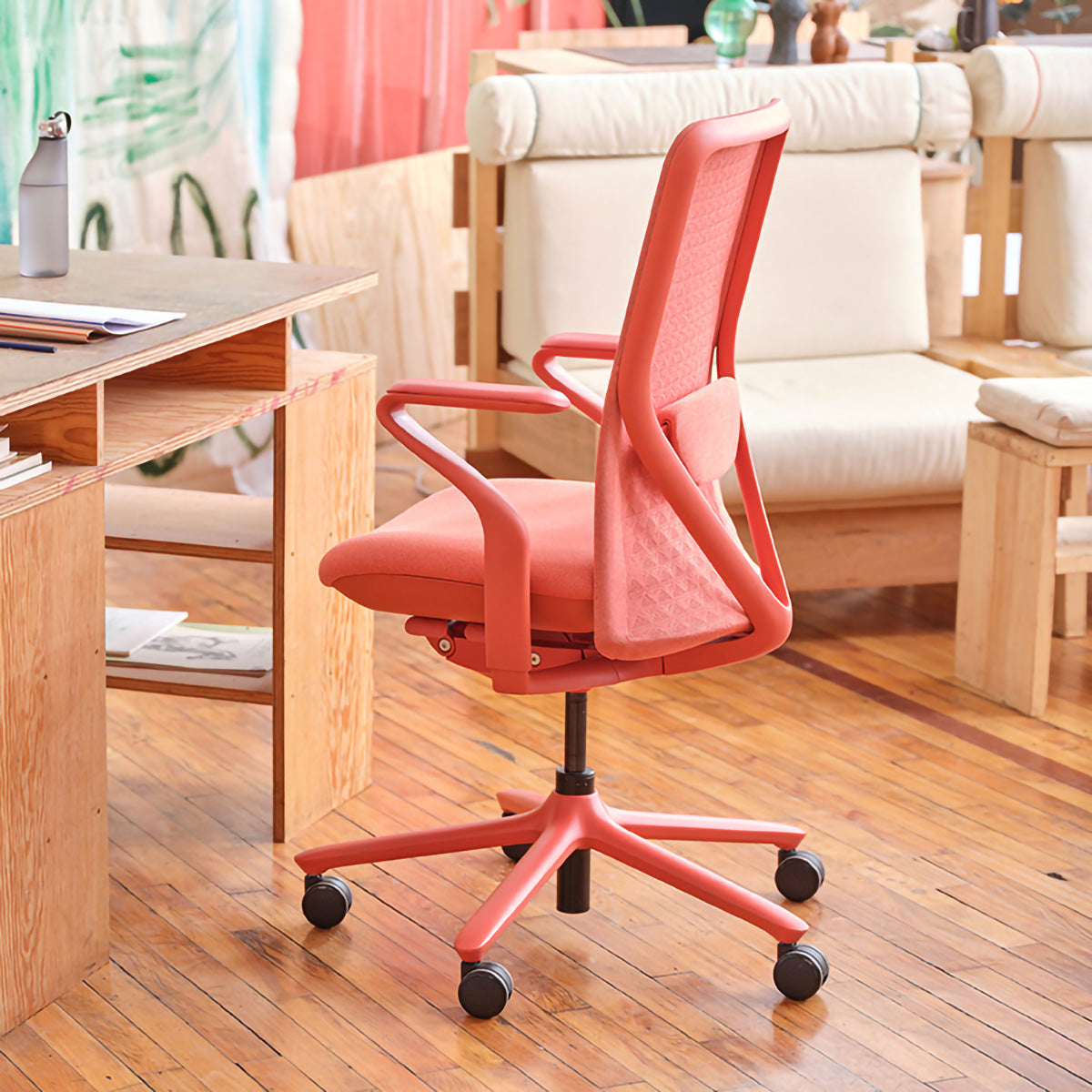 Model 92 Ergonomic Office Chair | Sand (Monochromatic)